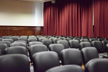 Aula Pablo de María (Salón 26)