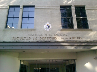 Edificio Anexo de Facultad de Derecho